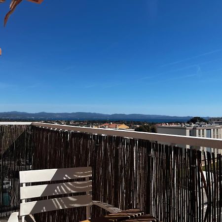 Vacances Arbanaises - Appartements Giens Hyeres Exterior photo
